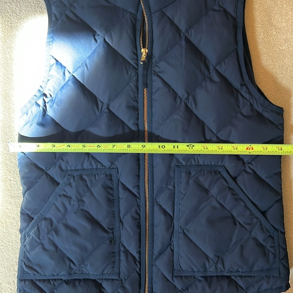J.Crew factory, blue quilted vest size small - Picture 3 of 3